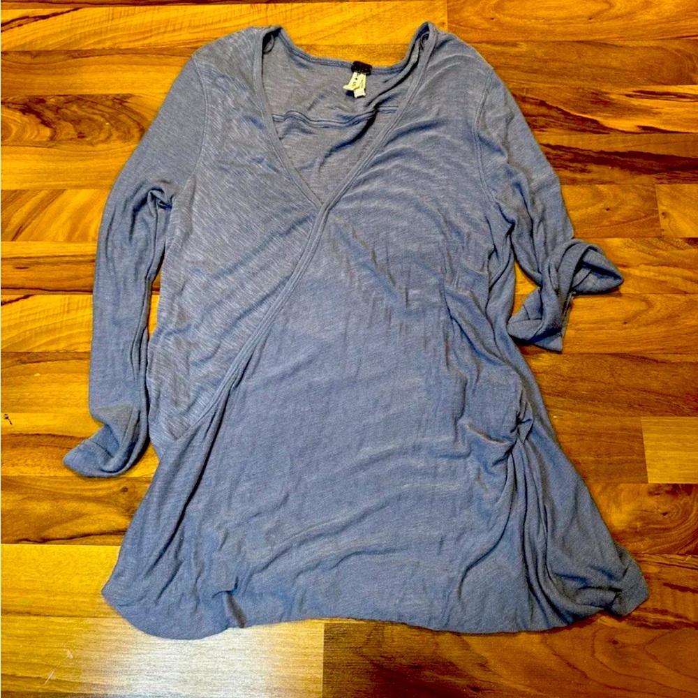 FREE PEOPLE Small‎ MISS ROSE LONG SLEEVE COTTON TOP BLUE GREY Cross Over Front